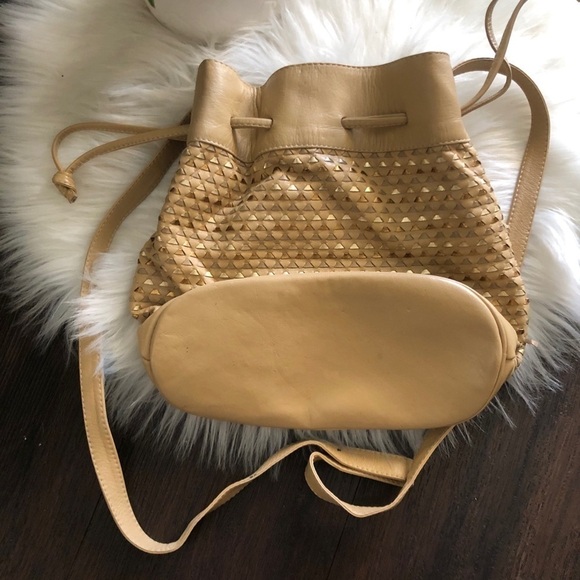 Cross body mini bucket bag beige - Picture 4 of 6